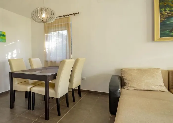 Apartment Medulin Gasthuis 3*